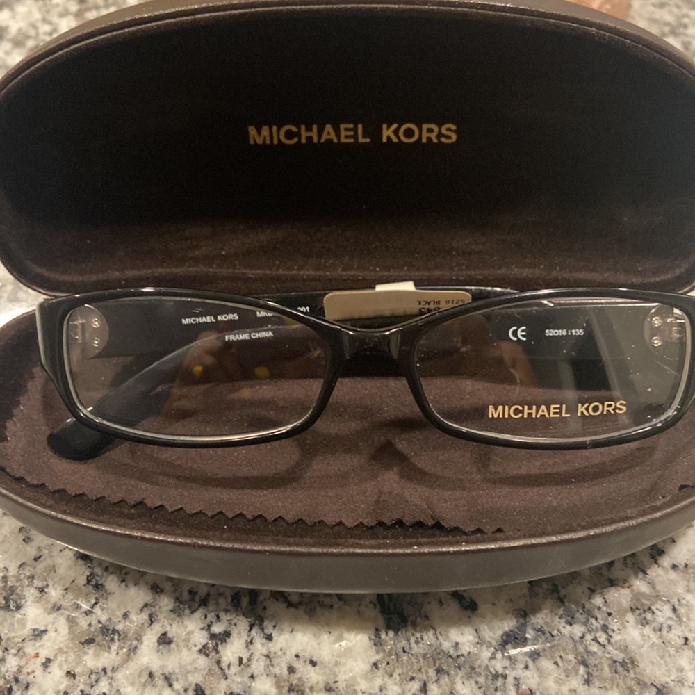 Eyeglass Frame - Picture 3 of 4